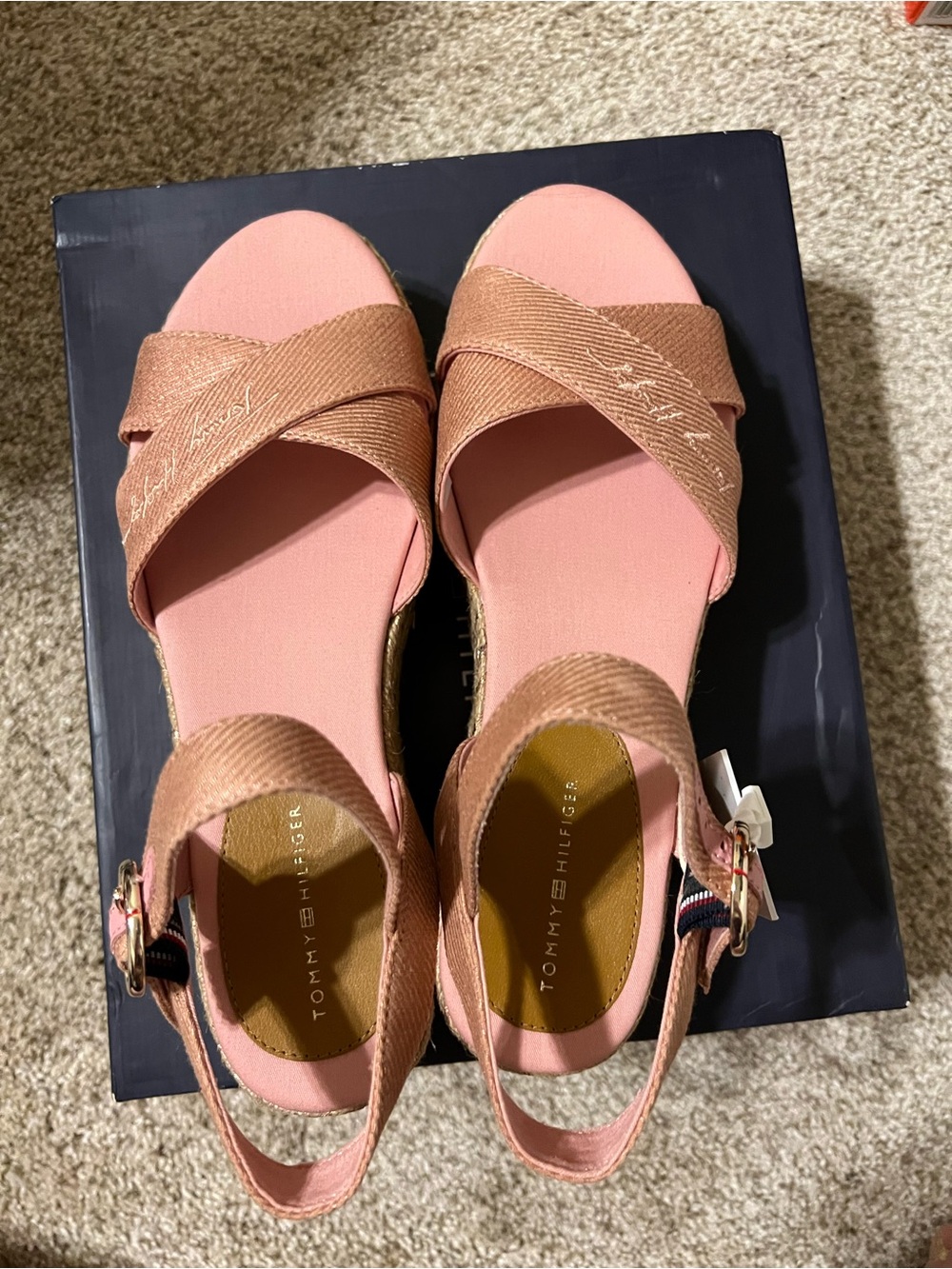 Tommy Hilfiger Soothing Pink Cross-Strap Espadrille Sandals Size 39 FW0FW05617